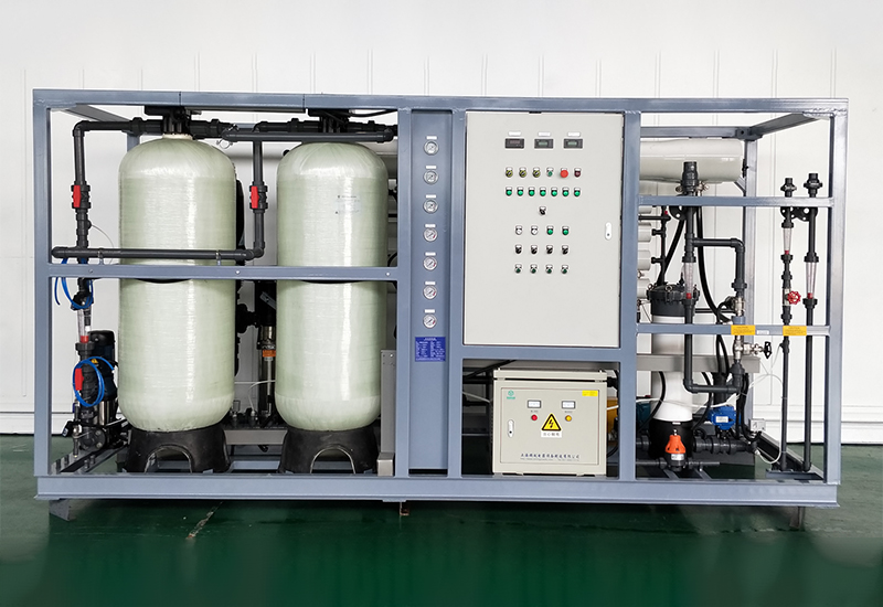 Seawater desalination equipment